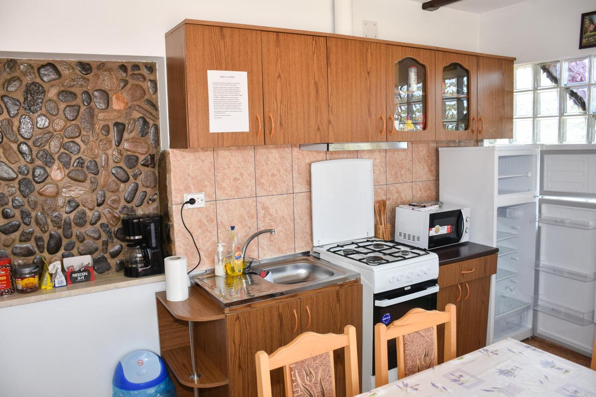 Casa Diana-Maria Apartment Curtea De Arges Exterior photo